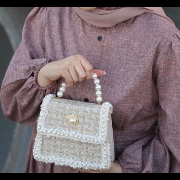 Woven tweed pearl bag - Picture 7 of 13